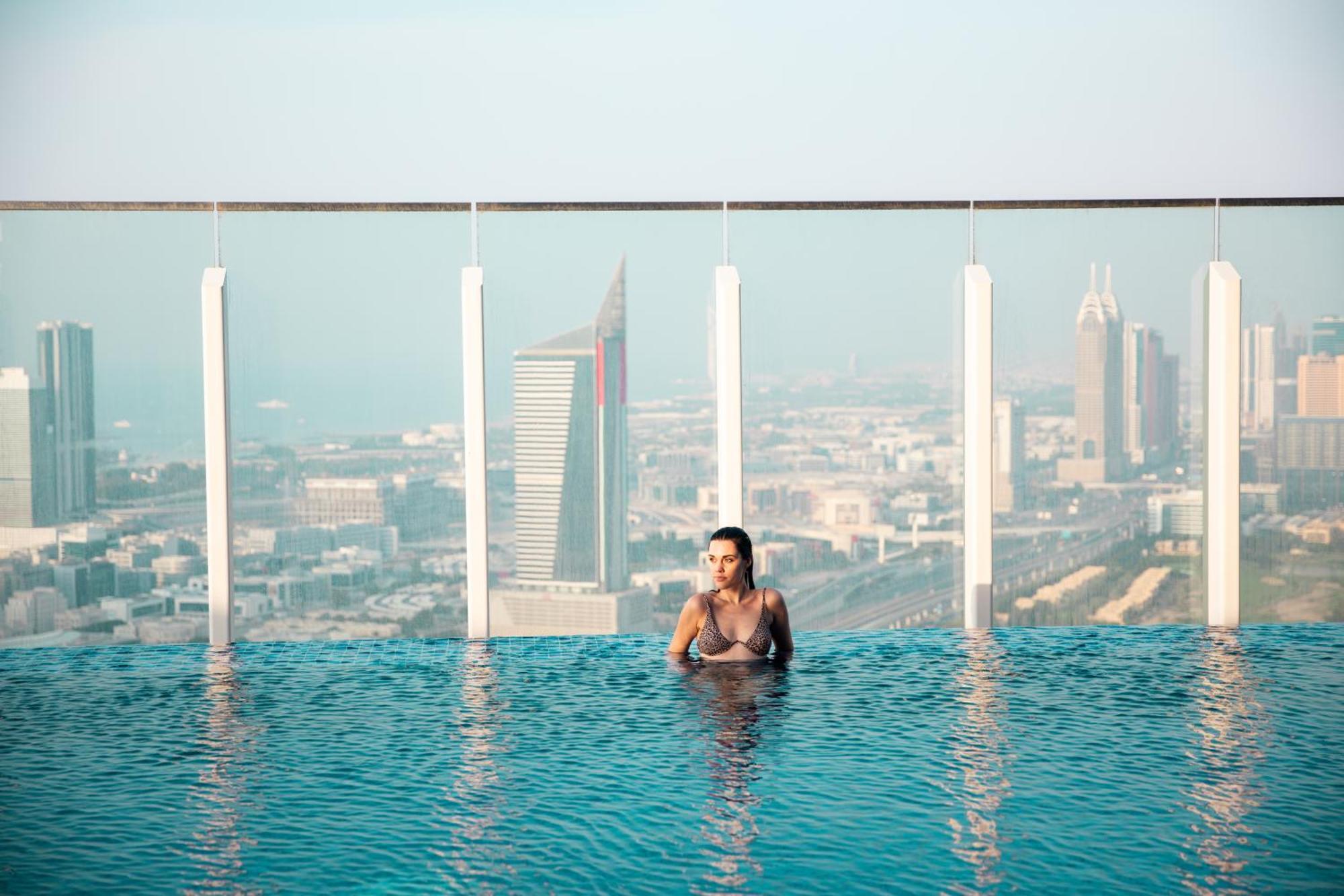 Taj Jumeirah Lakes Towers 迪拜 外观 照片
